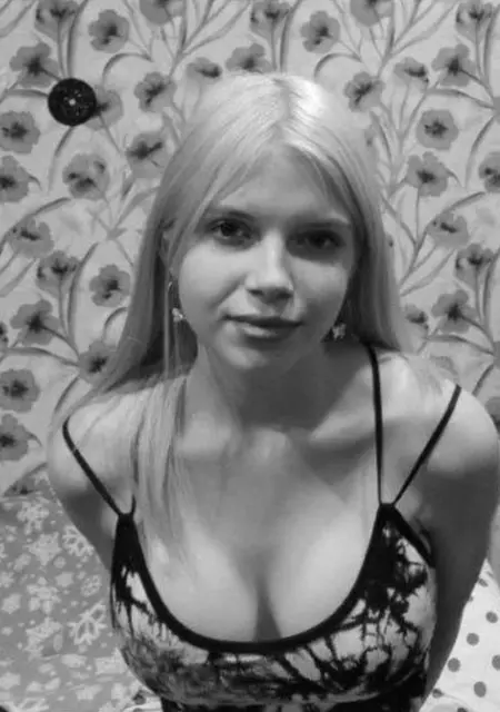Я Ульяна, 23, знакомлюсь для вирта в Смоленске