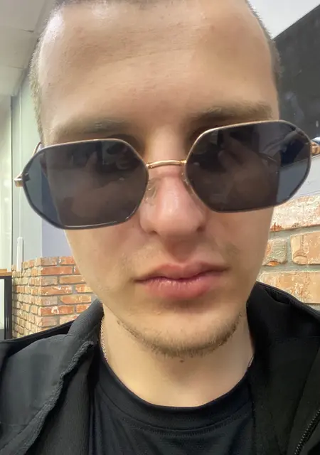 Георгий из Грозного, мне 23, познакомлюсь на одну ночь