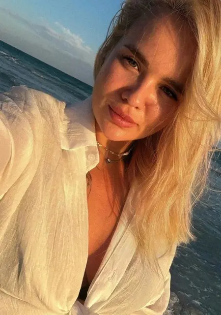 Я Юлия, 76, из Москвы, ищу знакомства без обязательств