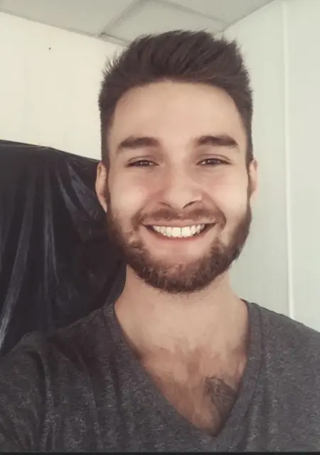 Я Саша, 34, из Выксы, ищу знакомства на одну ночь