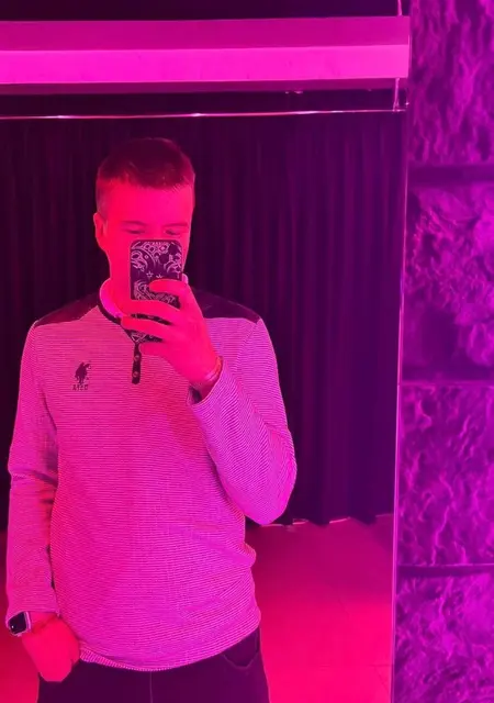 Я Кирилл, 21, из Улан-Удэ, ищу знакомства без обязательств