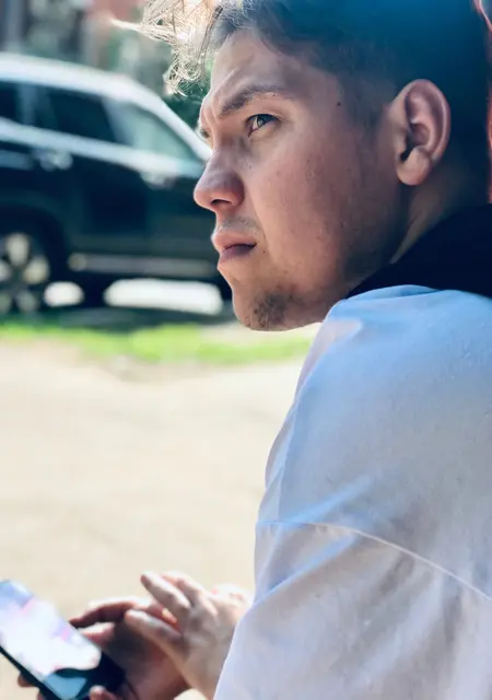 Я Андрей, 28, из Подольска, ищу знакомство для постоянных отношений