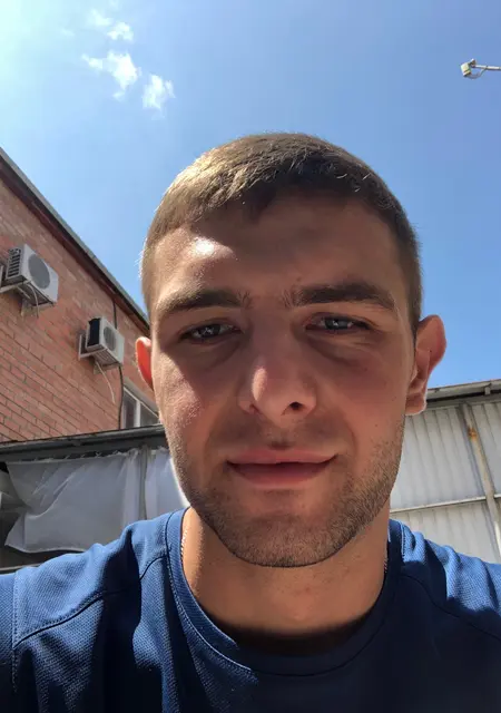 Я Denis, 25, из Славянска-на-Кубани, ищу знакомство для общения