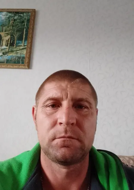 Коля из Ульяновска, мне 43, познакомлюсь без обязательств