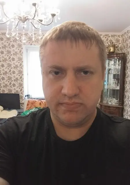 Я Олег, 40, знакомлюсь для приятного времяпровождения в Смоленске