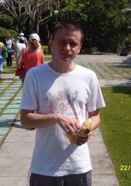 Я Василий, 36, знакомлюсь без обязательств в Биробиджане