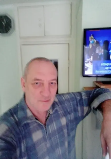 Михаил из Москвы, ищу на сайте знакомства без обязательств