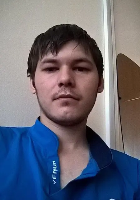 Альберт из Первоуральска, мне 29, познакомлюсь для общения