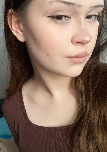 Я Анастасия, 20, из Кирова, ищу знакомства без обязательств