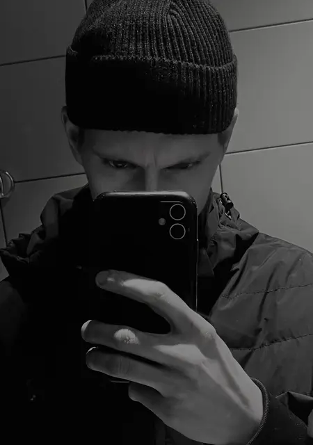 Я Александр, 25, из Волоколамска, ищу знакомства на одну ночь