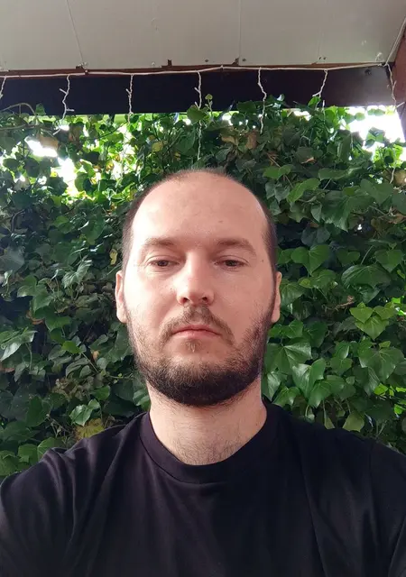 Андрей из Инзы, мне 32, познакомлюсь без обязательств