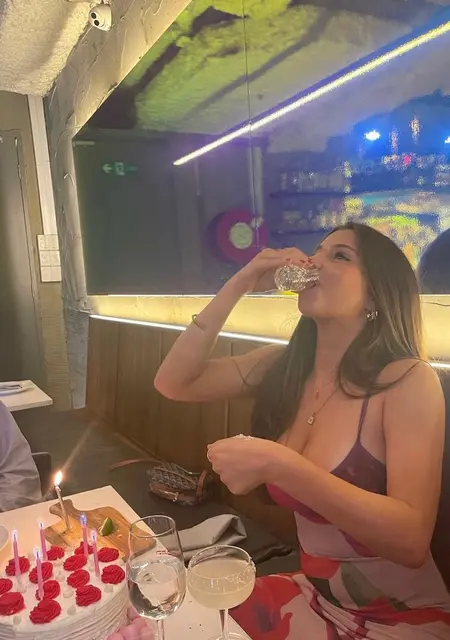 Lola из Москвы, мне 20, познакомлюсь на одну ночь