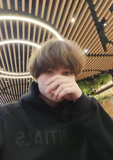 Владик из Калуги, мне 18, познакомлюсь на одну ночь