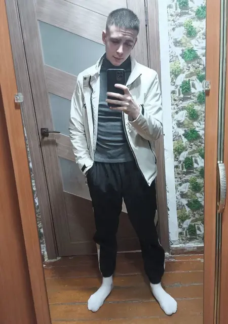 Диитрий из Междуреченска, ищу на сайте знакомства без обязательств