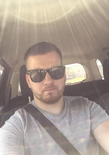 Никита из Усть-Лабинска, ищу на сайте знакомства на одну ночь