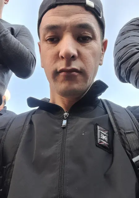 Айбек из Орла, ищу на сайте знакомства на одну ночь