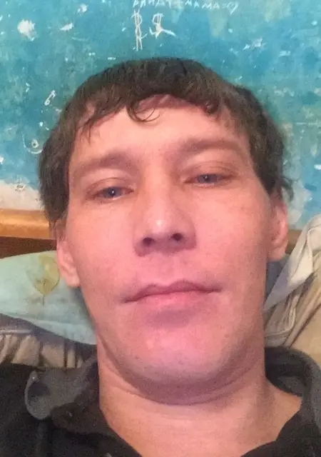 Ринат из Тольятти, мне 39, познакомлюсь для постоянных отношений