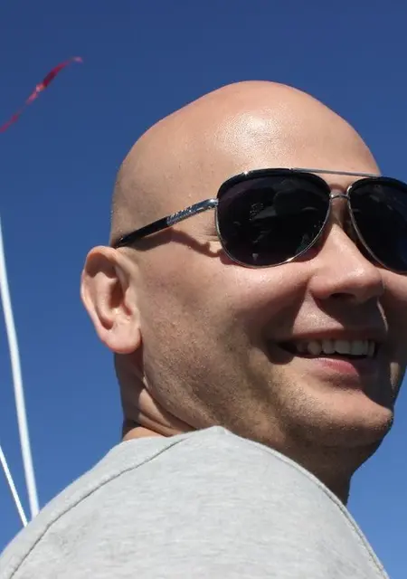 Я Александр, 39, из Ленска, ищу знакомства без обязательств