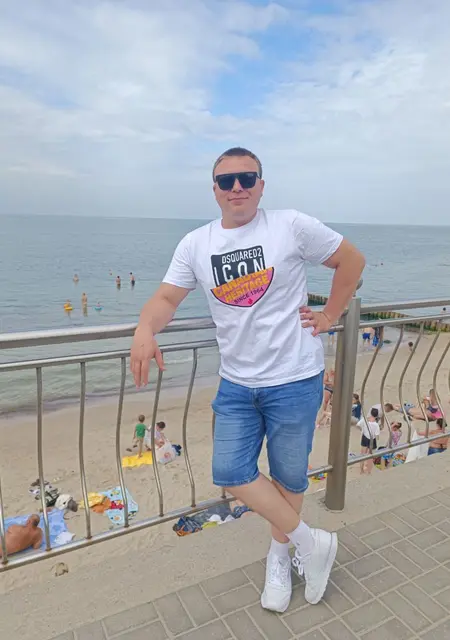 Илья из Дубны, ищу на сайте приятное времяпровождение