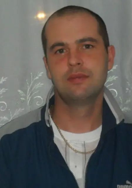 Денис из Биробиджана, мне 44, познакомлюсь на одну ночь