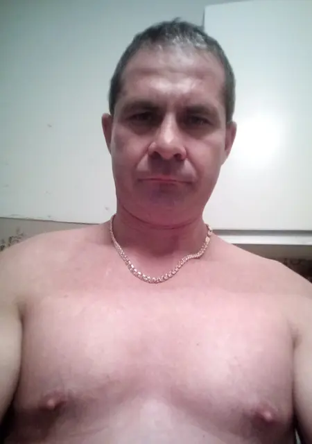 Я Petr, 30, из Арсеньева, ищу знакомство для постоянных отношений