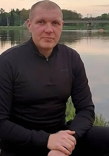 Александр из Великих Лук, ищу на сайте общение