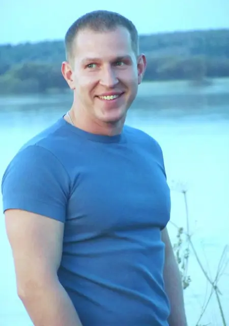 Олег из Йошкар-Олы, ищу на сайте знакомства на одну ночь