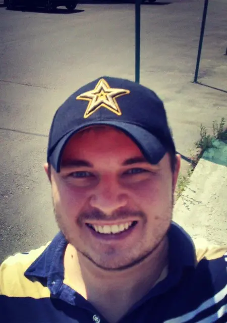 Я Владимир, 38, из Ангарска, ищу знакомства на одну ночь