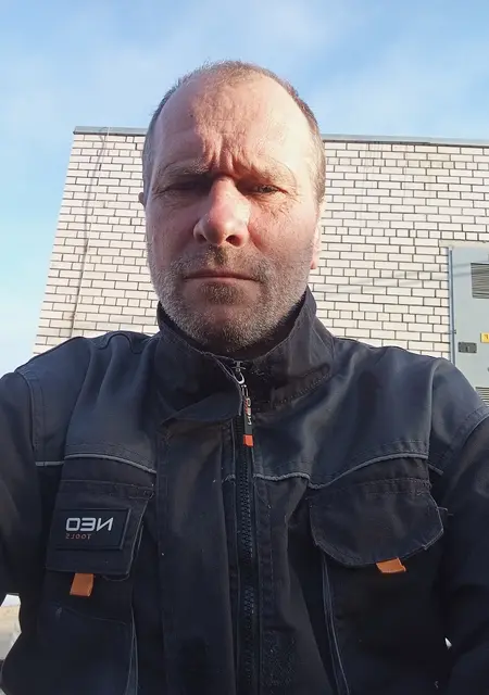 Александр из Твери, ищу на сайте знакомства без обязательств